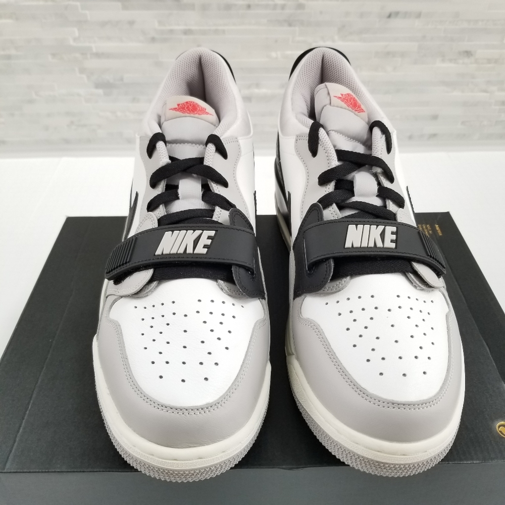 🛑SOLD🛑New AIR JORDAN Legacy 312 Low Sneakers - Picture 4 of 6
